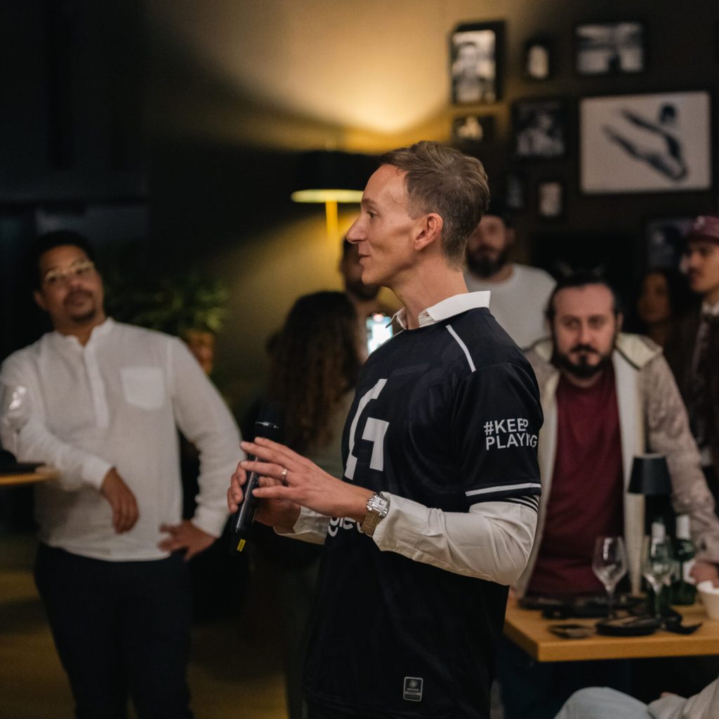 1J8A9852